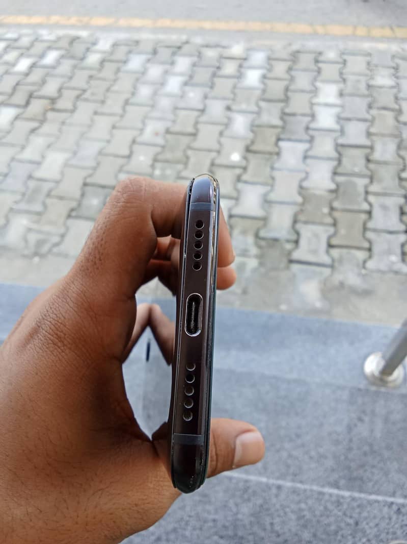 One Plus 6T 5