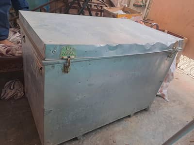 storage iron baksa