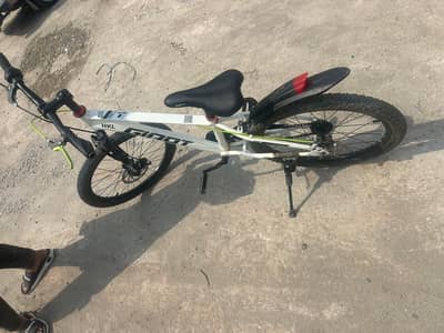Excellent Condition Cycle for Sale – 9/10 Condition