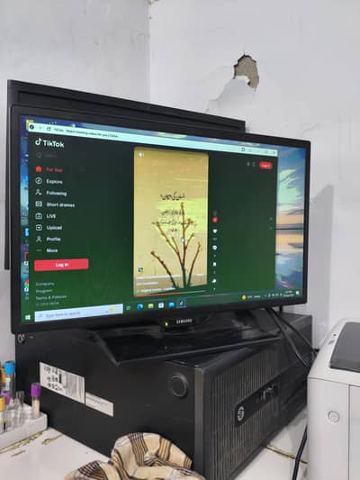 SAMSUNG 24" inch 1080/60FPS