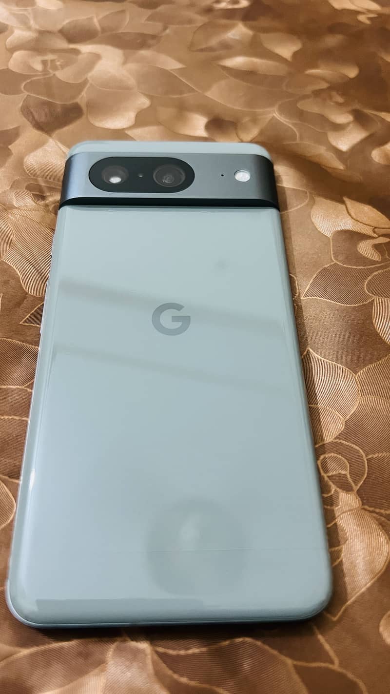 Google Pixel 8 1