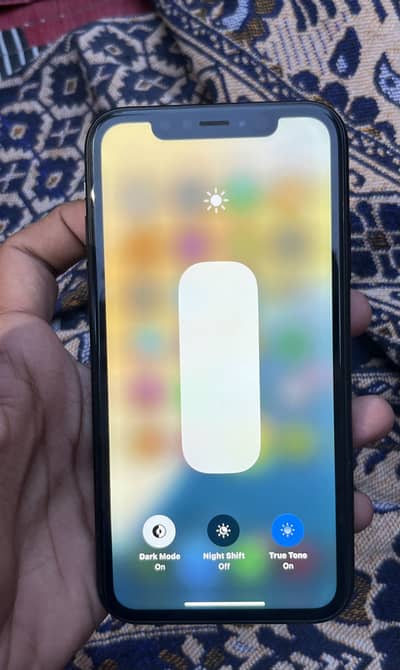 Apple iPhone XR