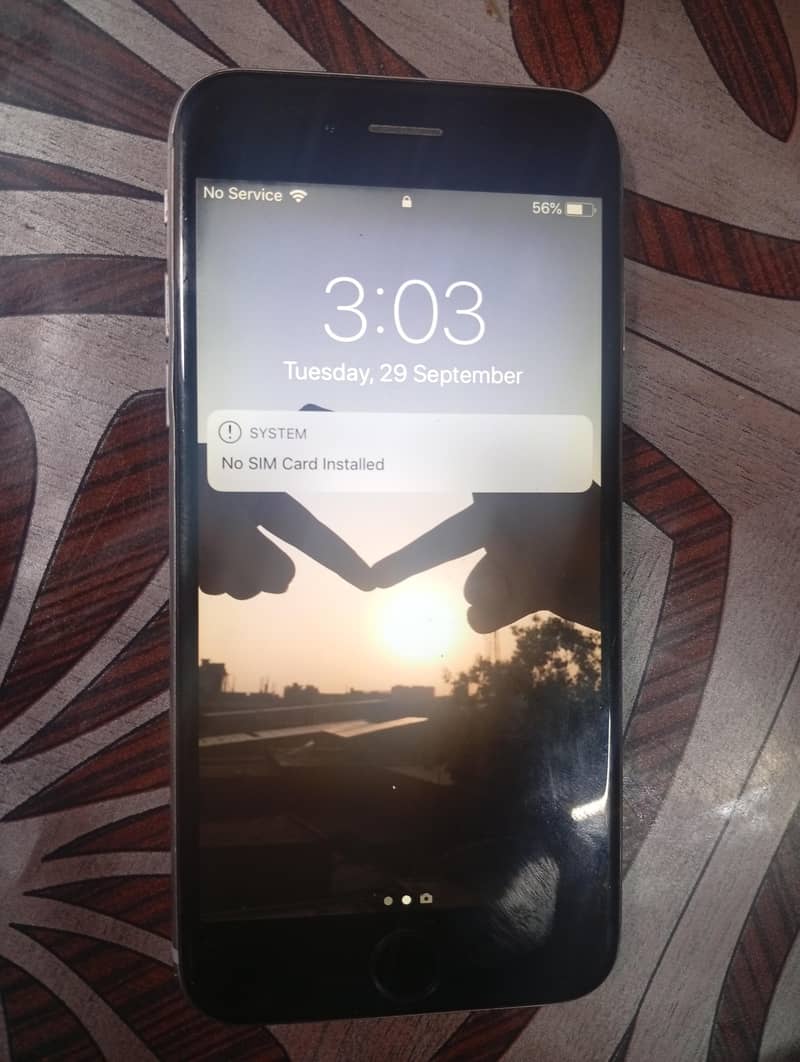 Apple iPhone 6 Plus 1