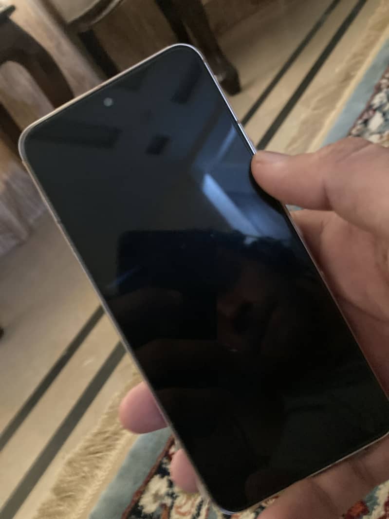 Google Pixel 8 2