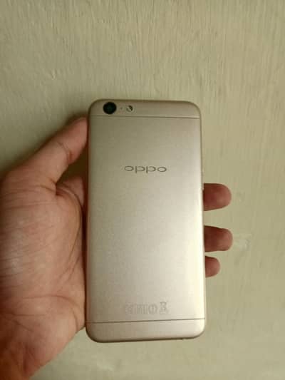 OPPO A57