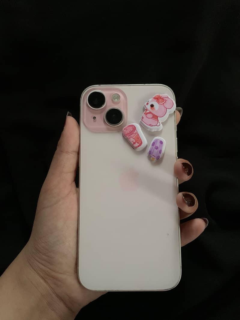iPhone 15 2