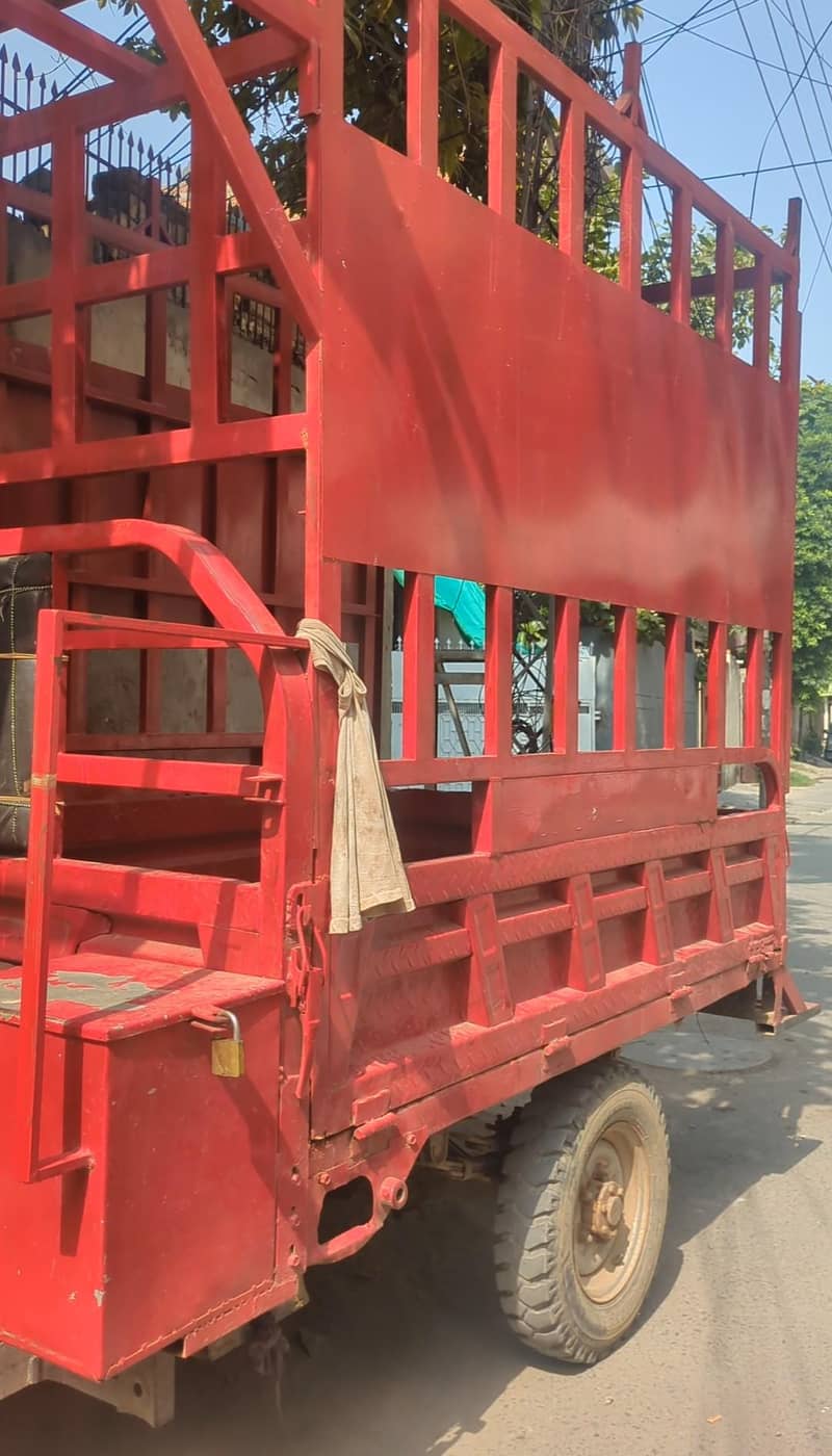 Loader Rickshaw 0