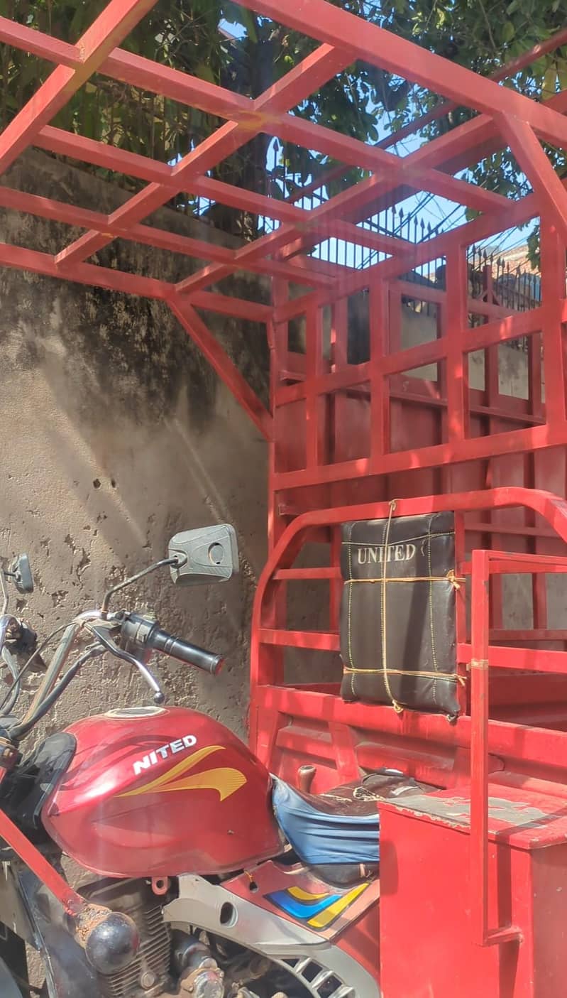 Loader Rickshaw 1