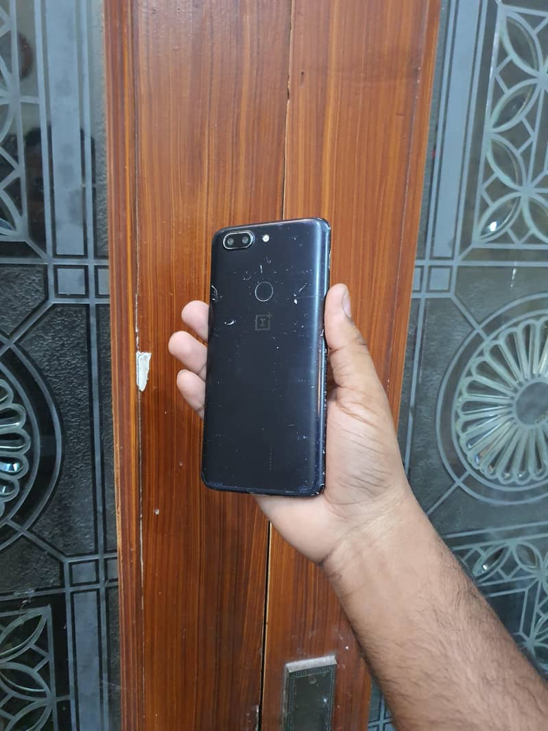 One Plus 5T 4