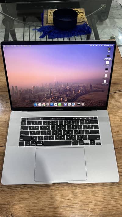 MacBook Pro 2019 16inch