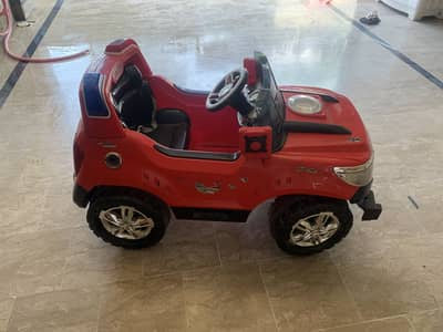 Kids car 4 sale betry new dalni hain