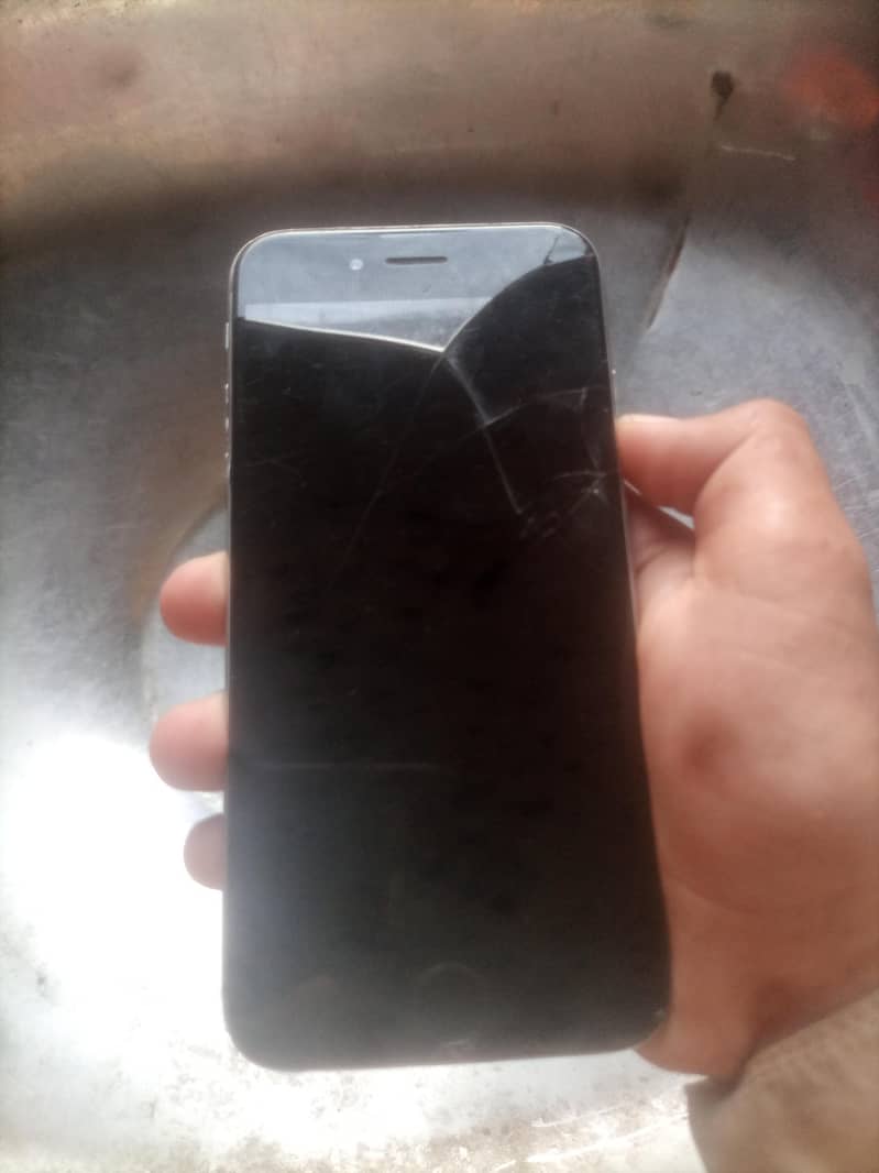 Apple iPhone 6 3