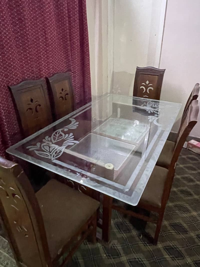 Dinning table 4