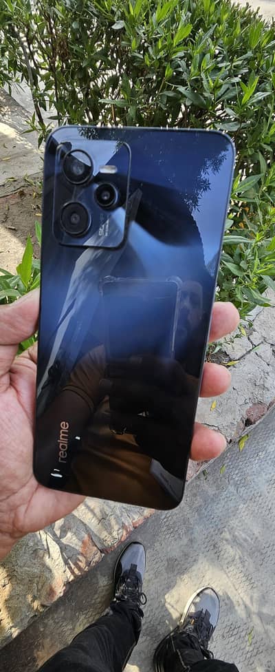 Realme C35. . 4+4/128. . . official pta 10/10