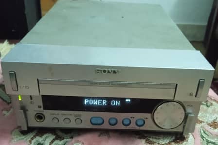 good condition amplifier & CD player