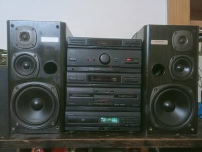 Kenwood RXD 25L AMPLIFIER with S 8M SPEAKERS