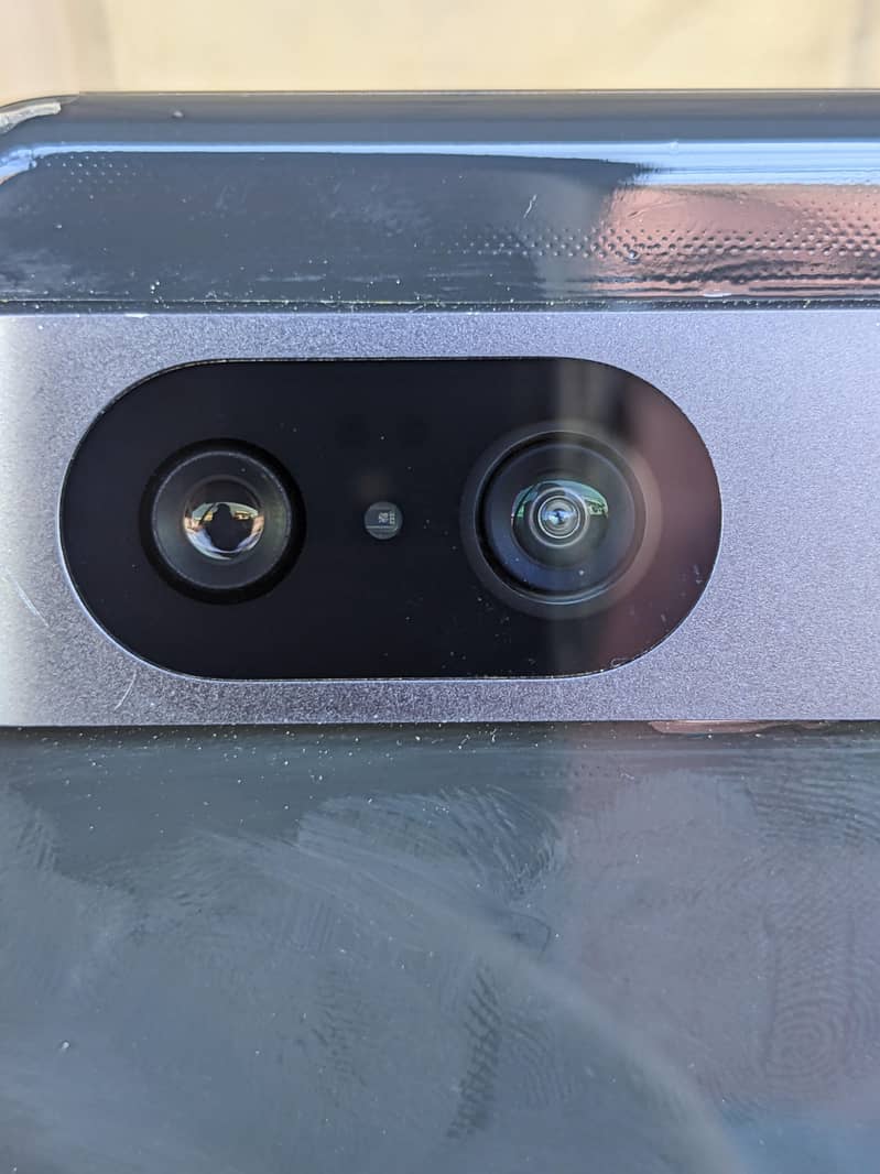 Google Pixel 8 4