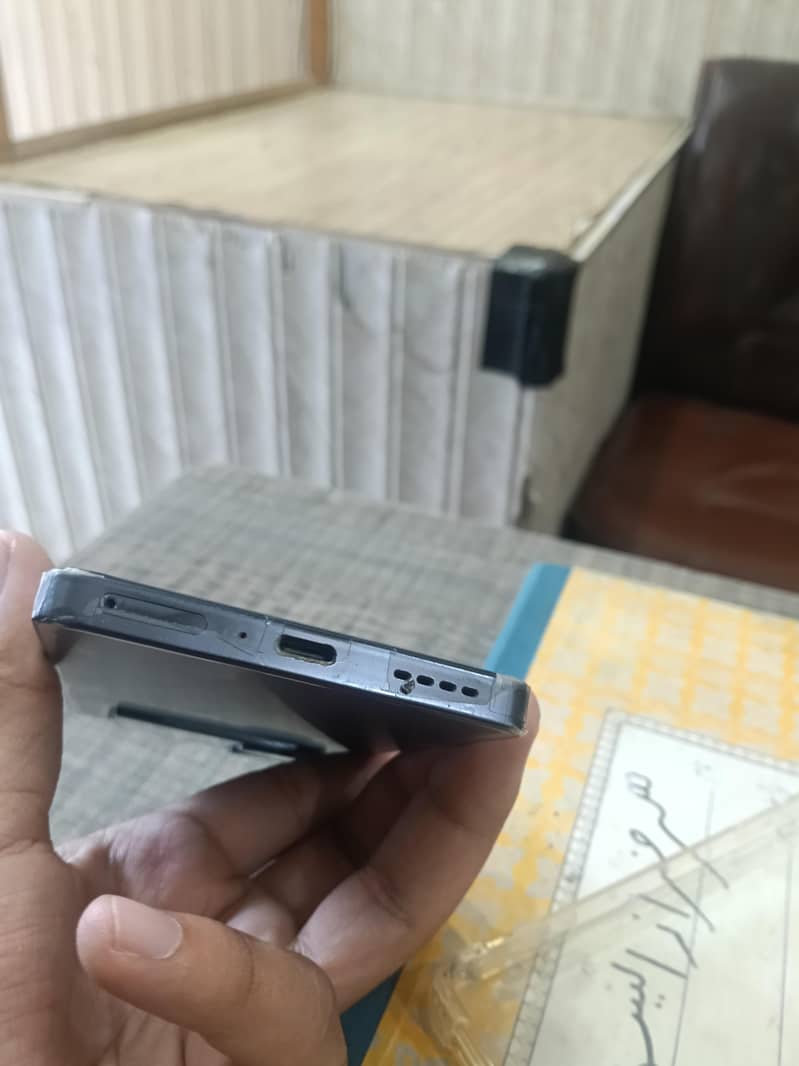 Infinix Note 40 5