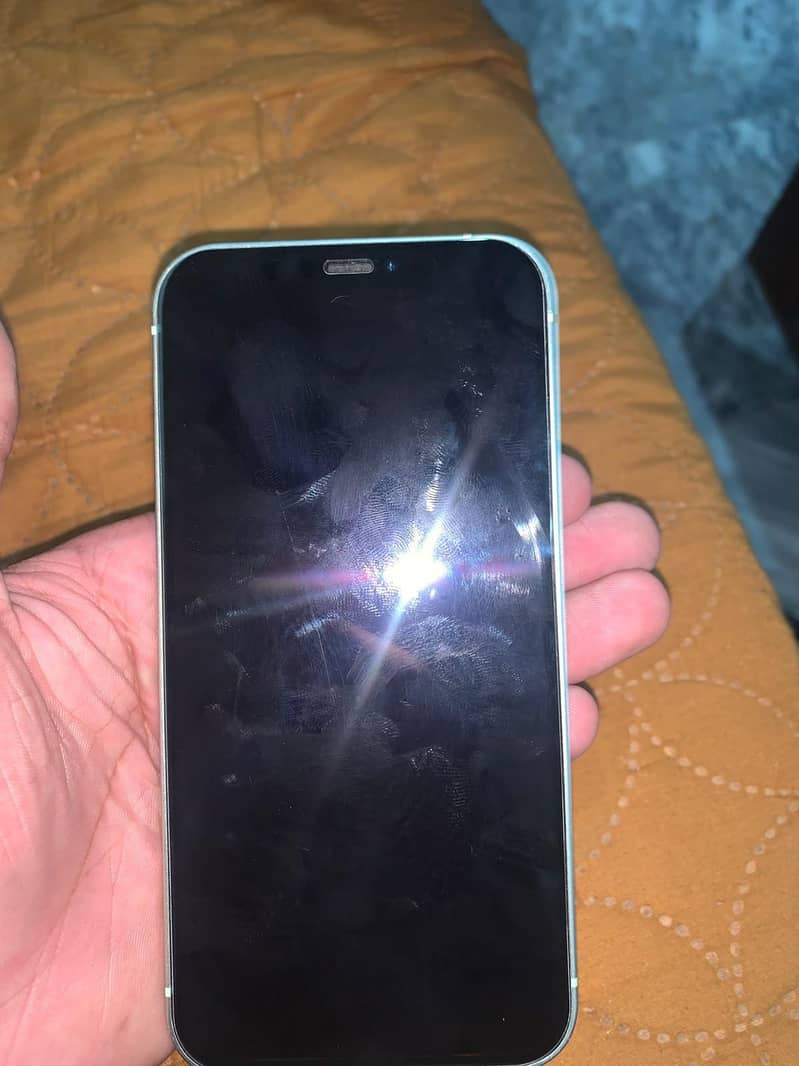 Apple iPhone 12 5