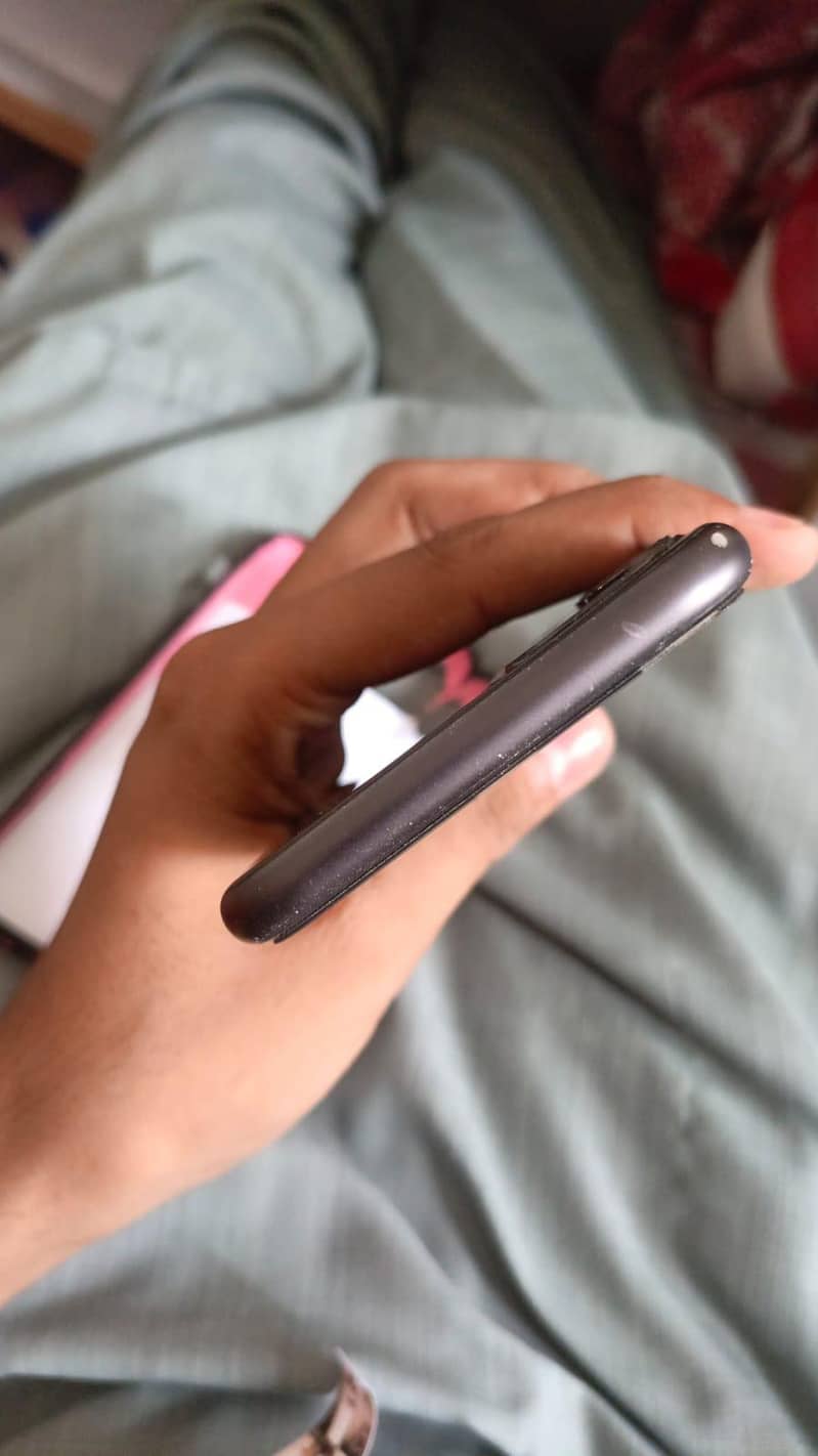Apple iPhone 11 1