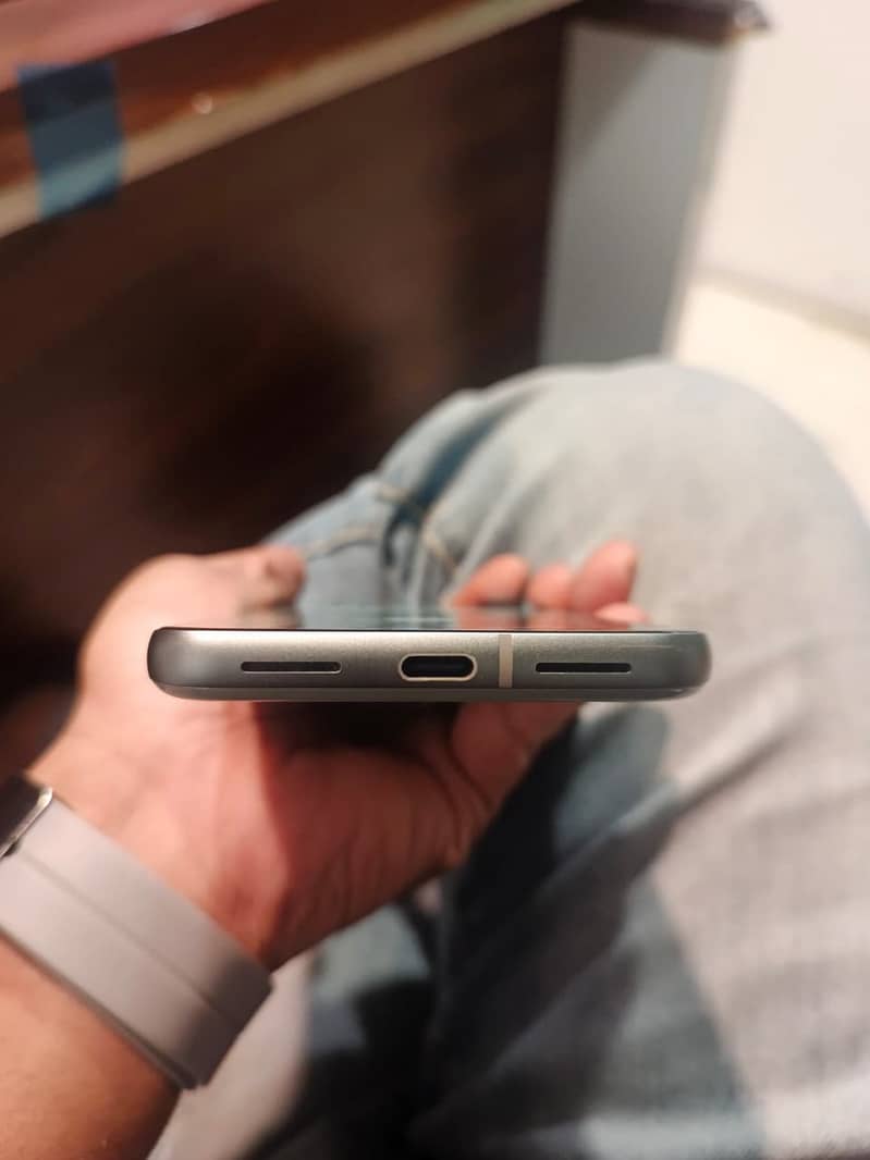 Google Pixel 8 3