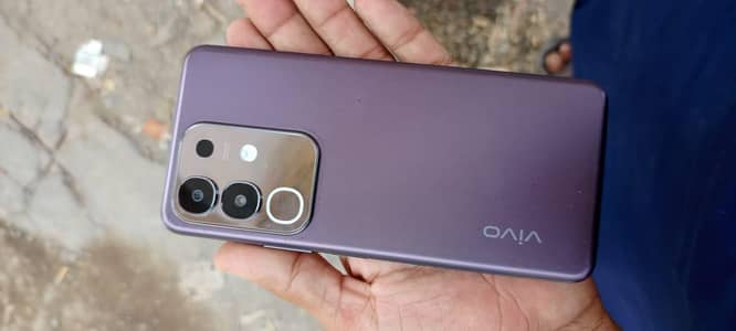 Vivo Y29