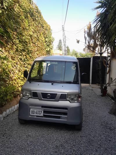 Nissan Clipper 2013