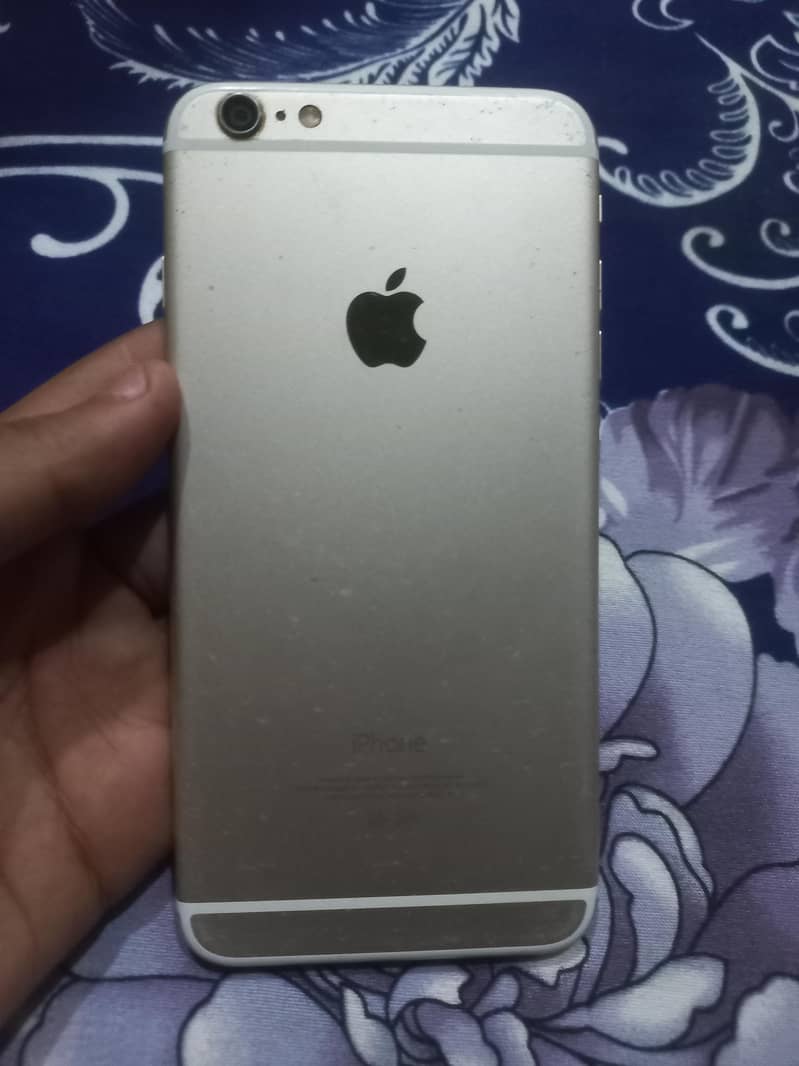 Apple iPhone 6 Plus 0