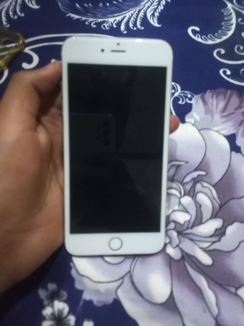 Apple iPhone 6 Plus 2