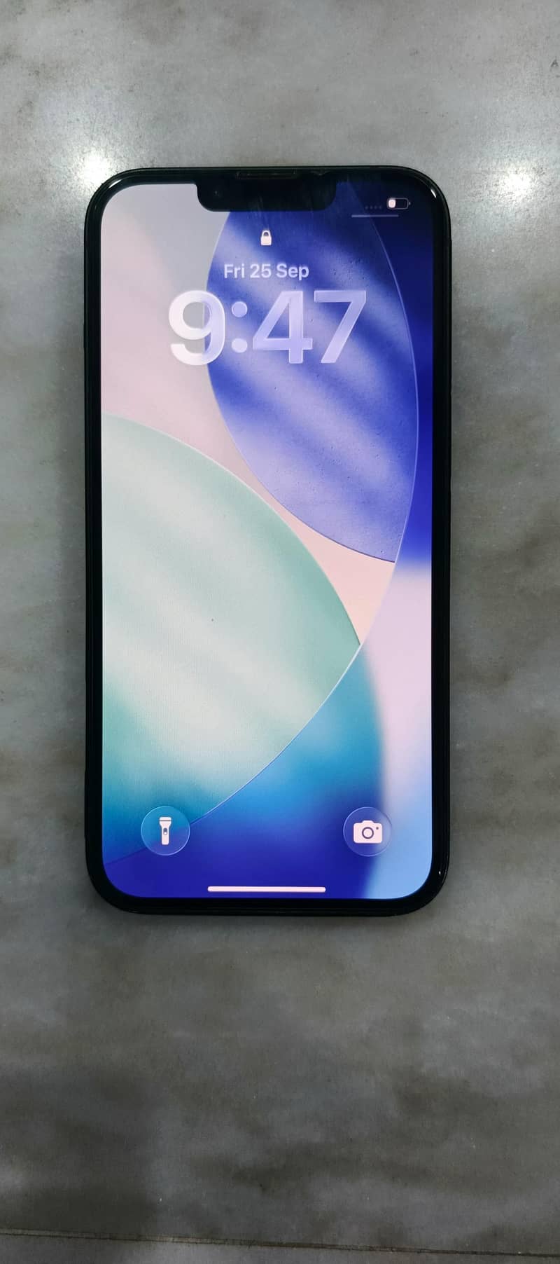 Apple iPhone 13 1