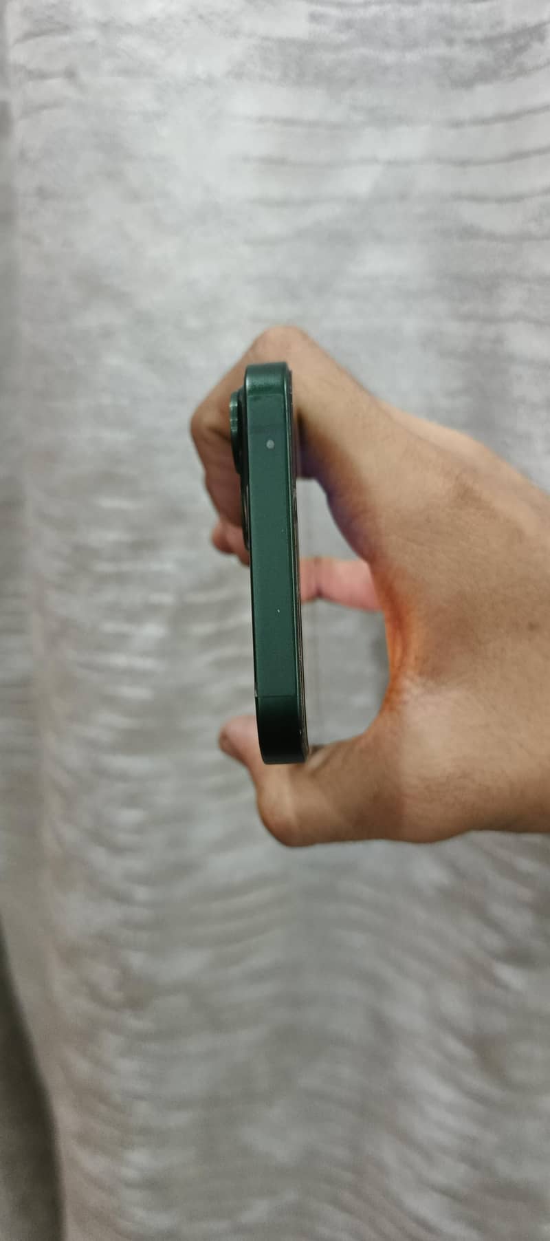 Apple iPhone 13 3