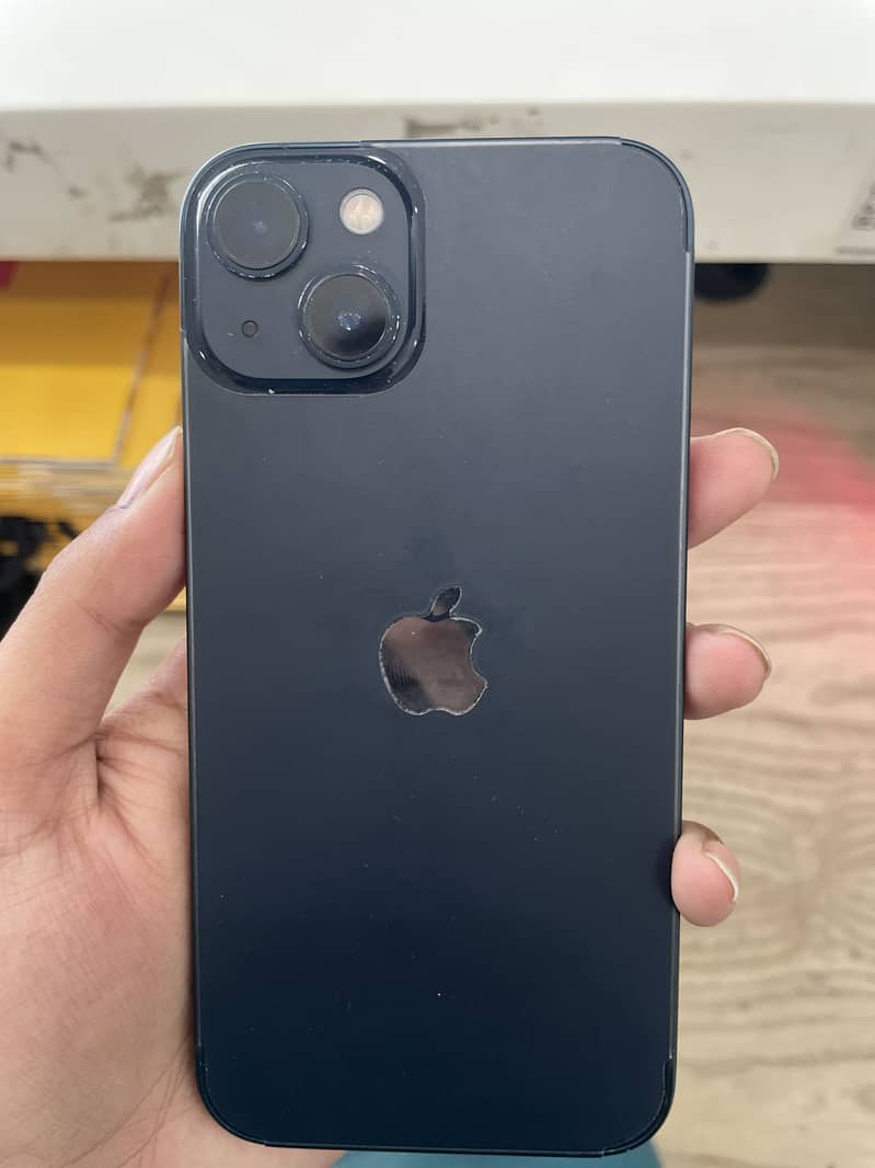 Apple iPhone 13 2