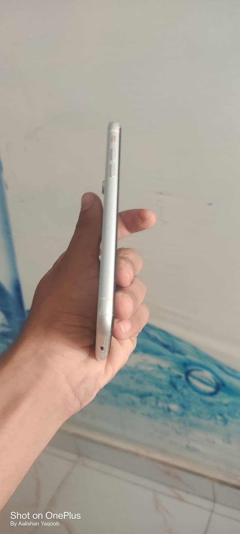 iPhone XR withe beauty 3