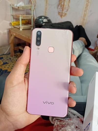 Vivo Y17