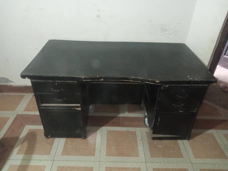 office table available 5