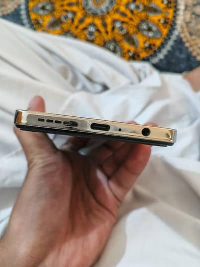 Infinix Hot 40 Pro
