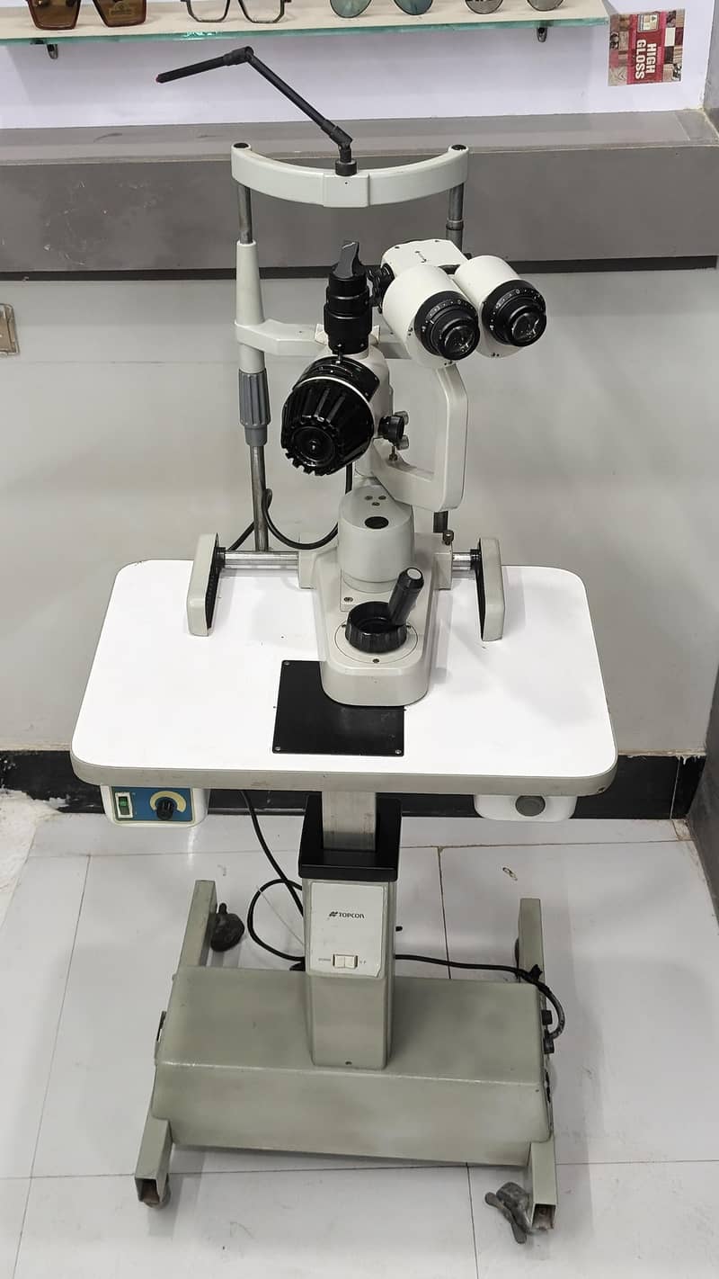 Topcon SL-2D Slit Lamp + Auto Ref Complete Setup 6