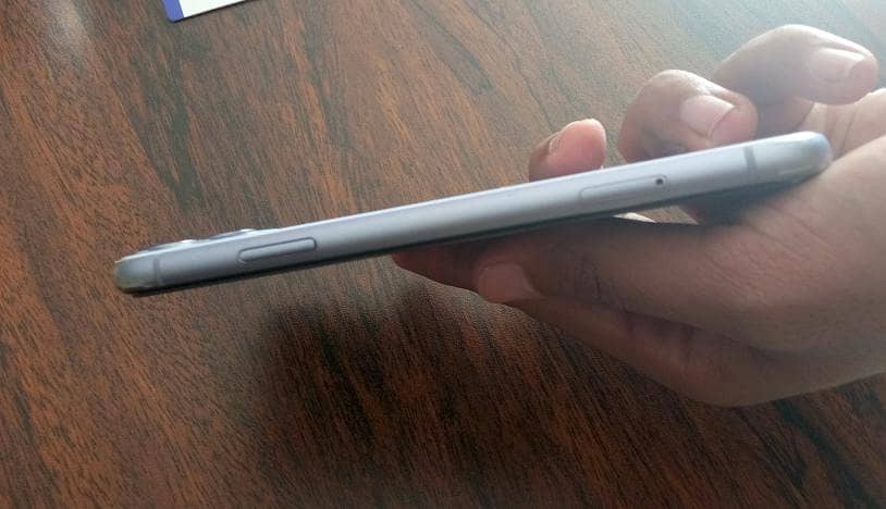 Apple iPhone 11 4