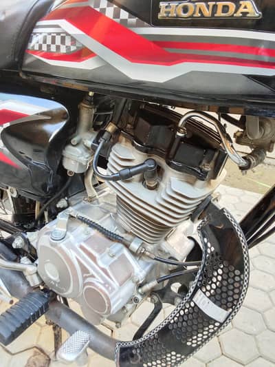 Honda 125 bike 2024
