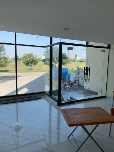 4 MARLA GROUND MAZANINE FOR RENT