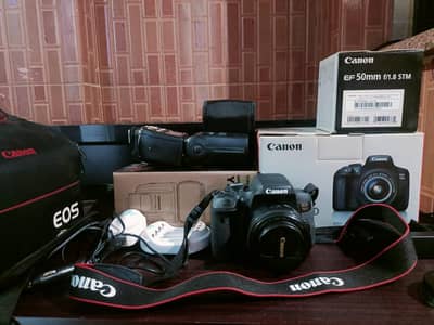 Canon 750d DSLR camra