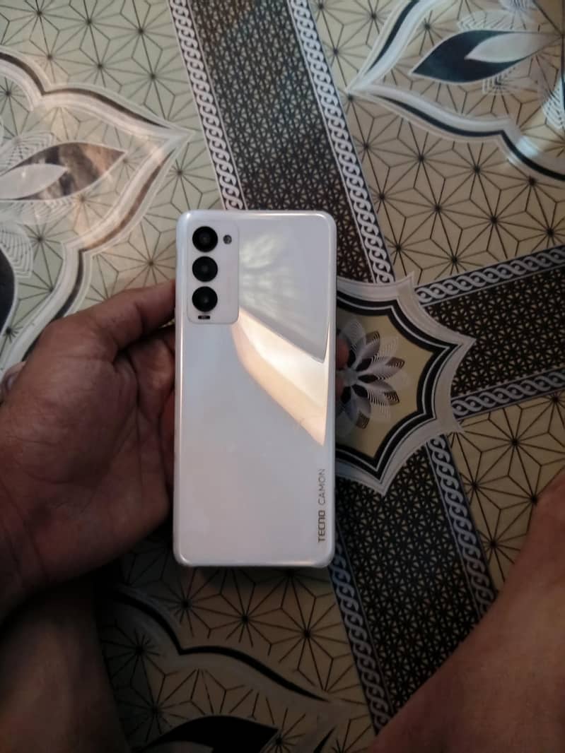 Tecno Camon 18 5