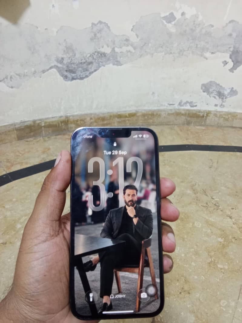 iPhone 13pro 0