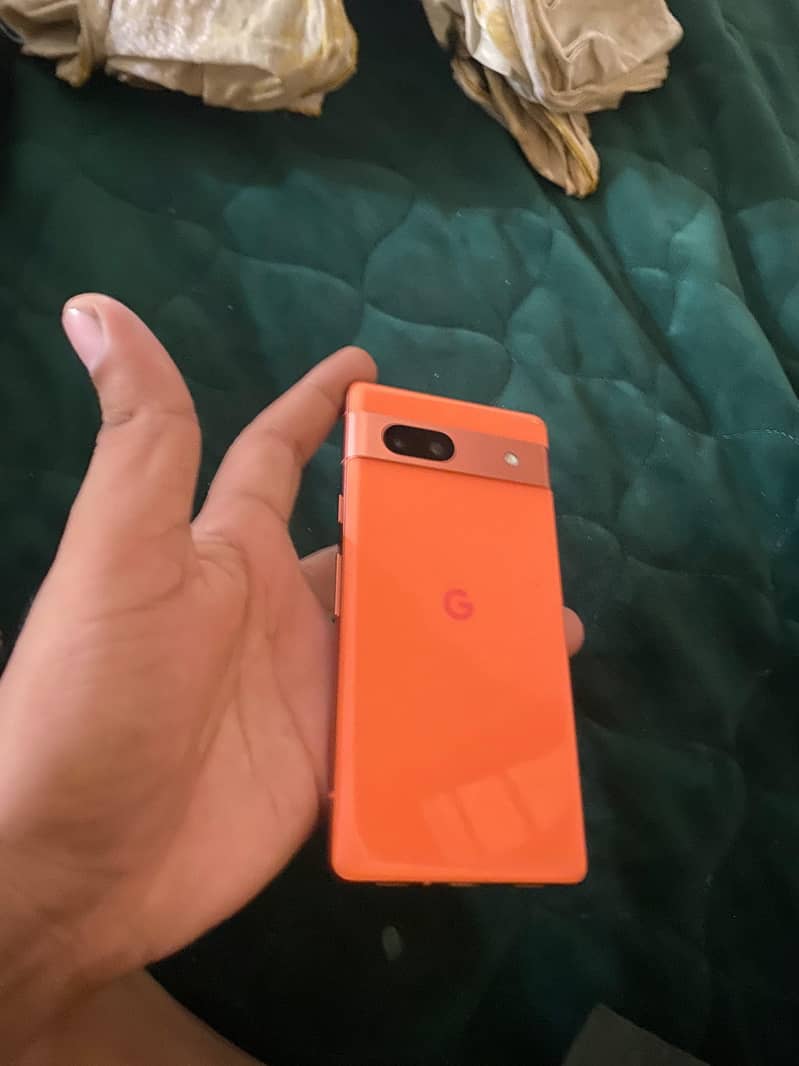 Google Pixel 7a 4