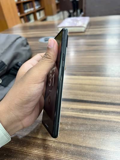 Google Pixel 6a — 6GB RAM / 128GB Storage
