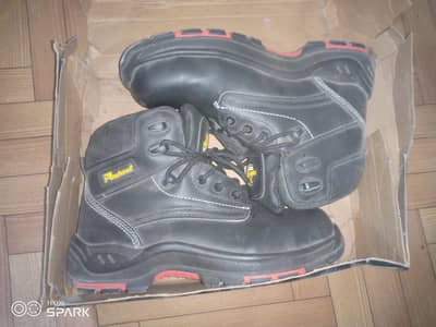 Safetoe shoes