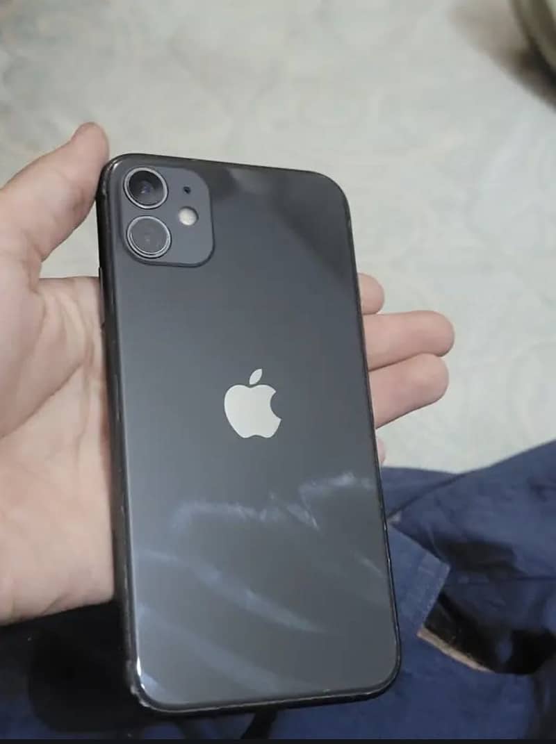 Apple iPhone 11 4