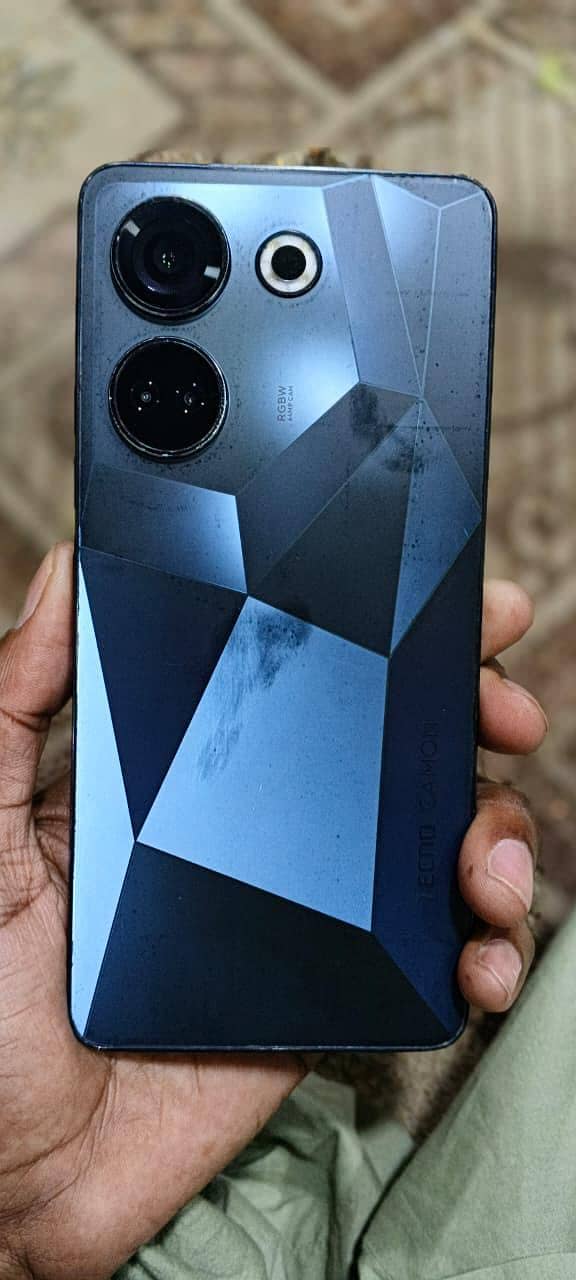 Tecno CAMON 20 1