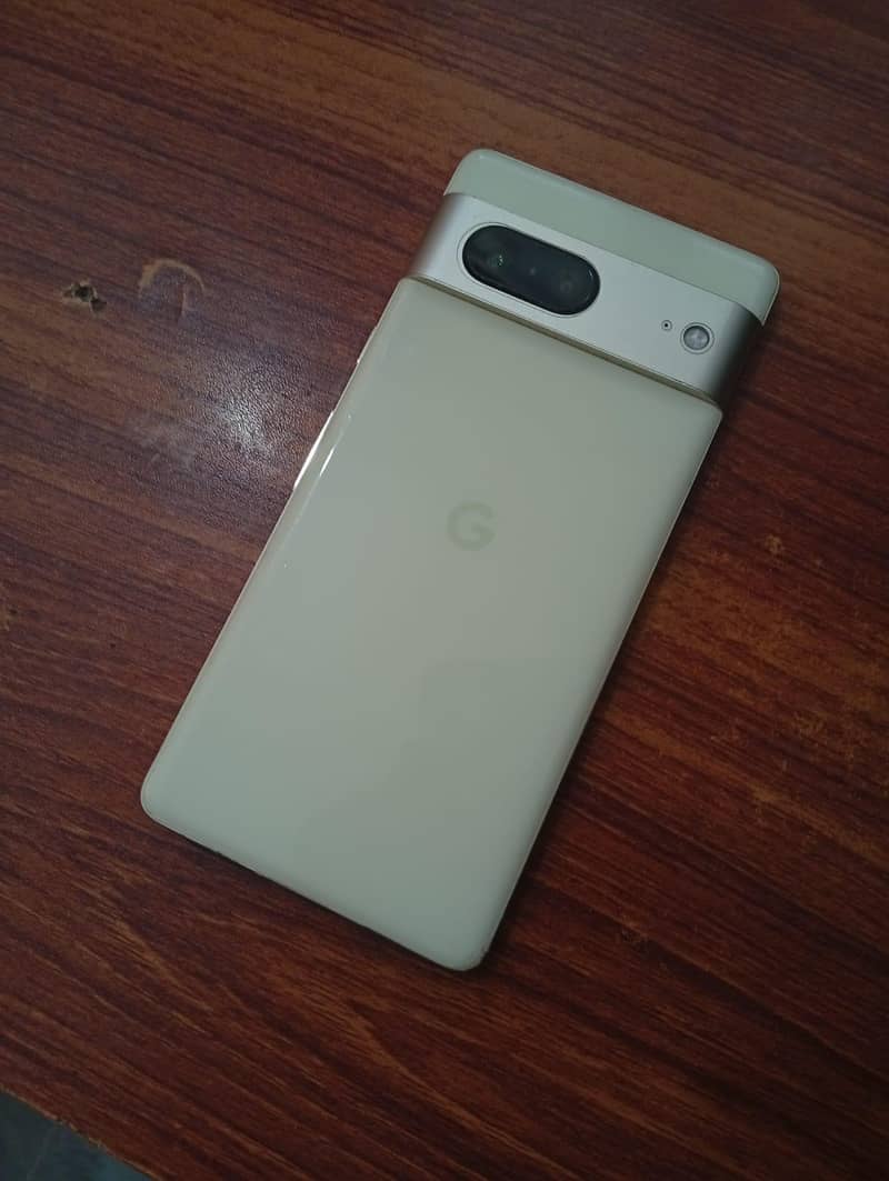 Google Pixel 7 3