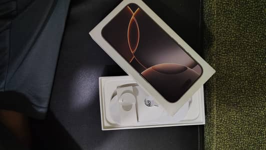 Apple iPhone 16 Pro